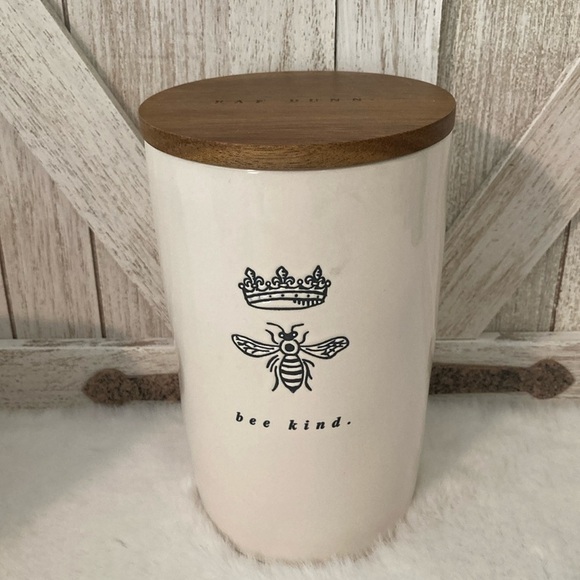 Rae Dunn Queen Bee Kind Crown Canister with Wooden Lid - Picture 1 of 8